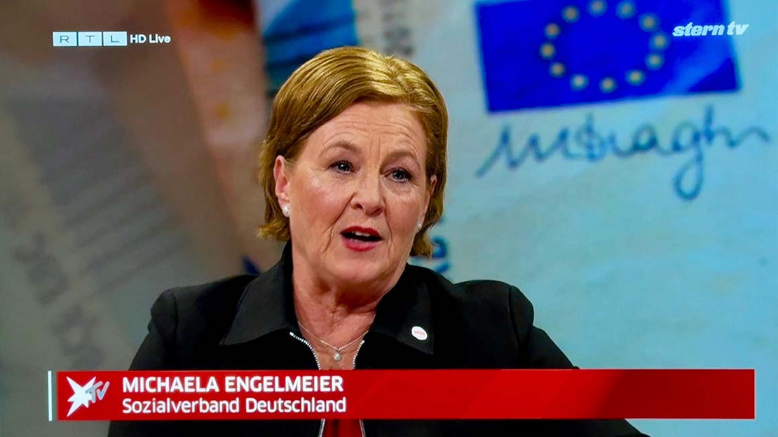 Frau spricht in einem TV-Studio. Eingeblendet der Schriftzug "Michaela Engelmeier Sozialverband Deutschland"